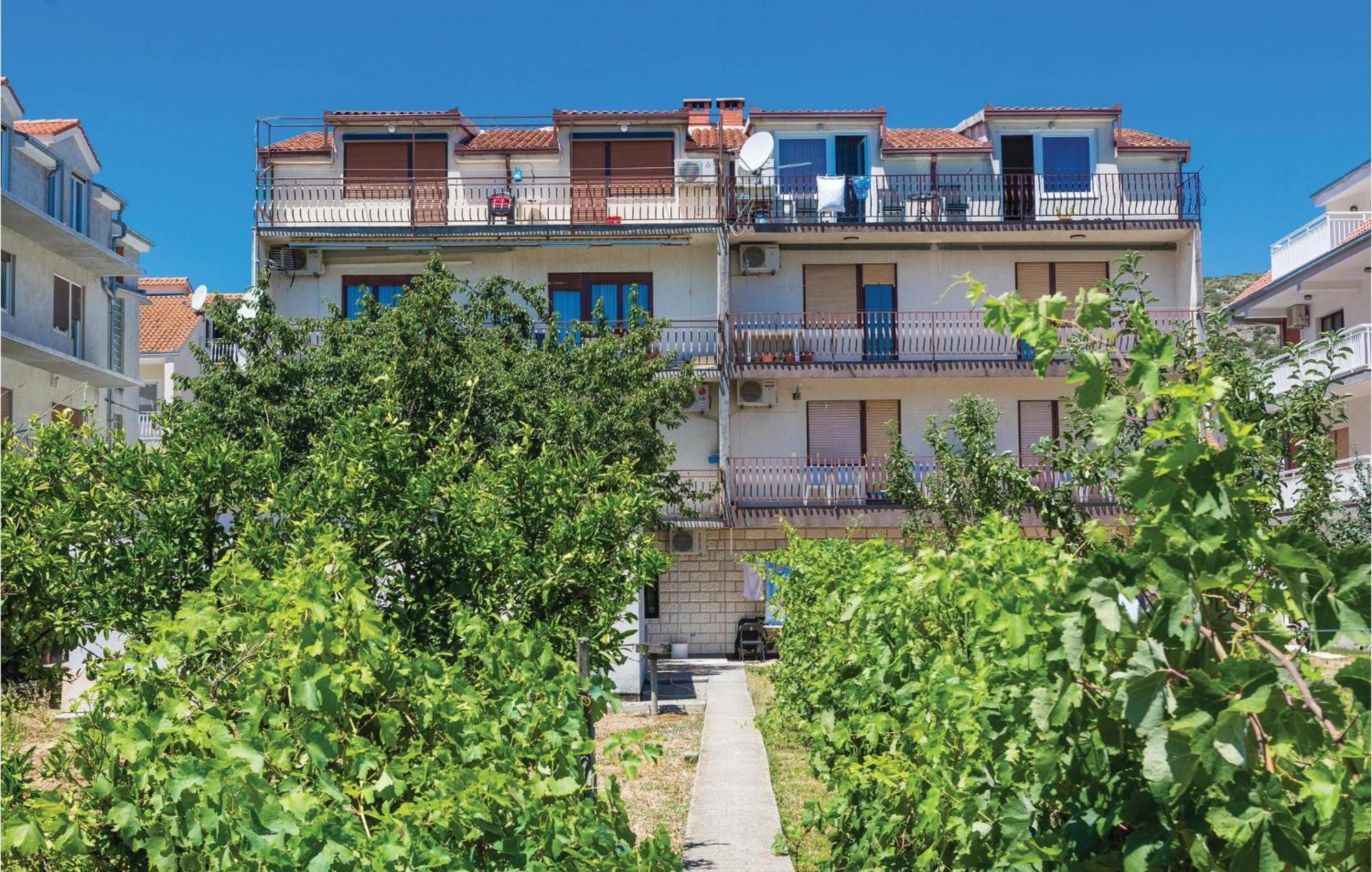 3 Bedroom Gorgeous Apartment In טרוגיר מראה חיצוני תמונה