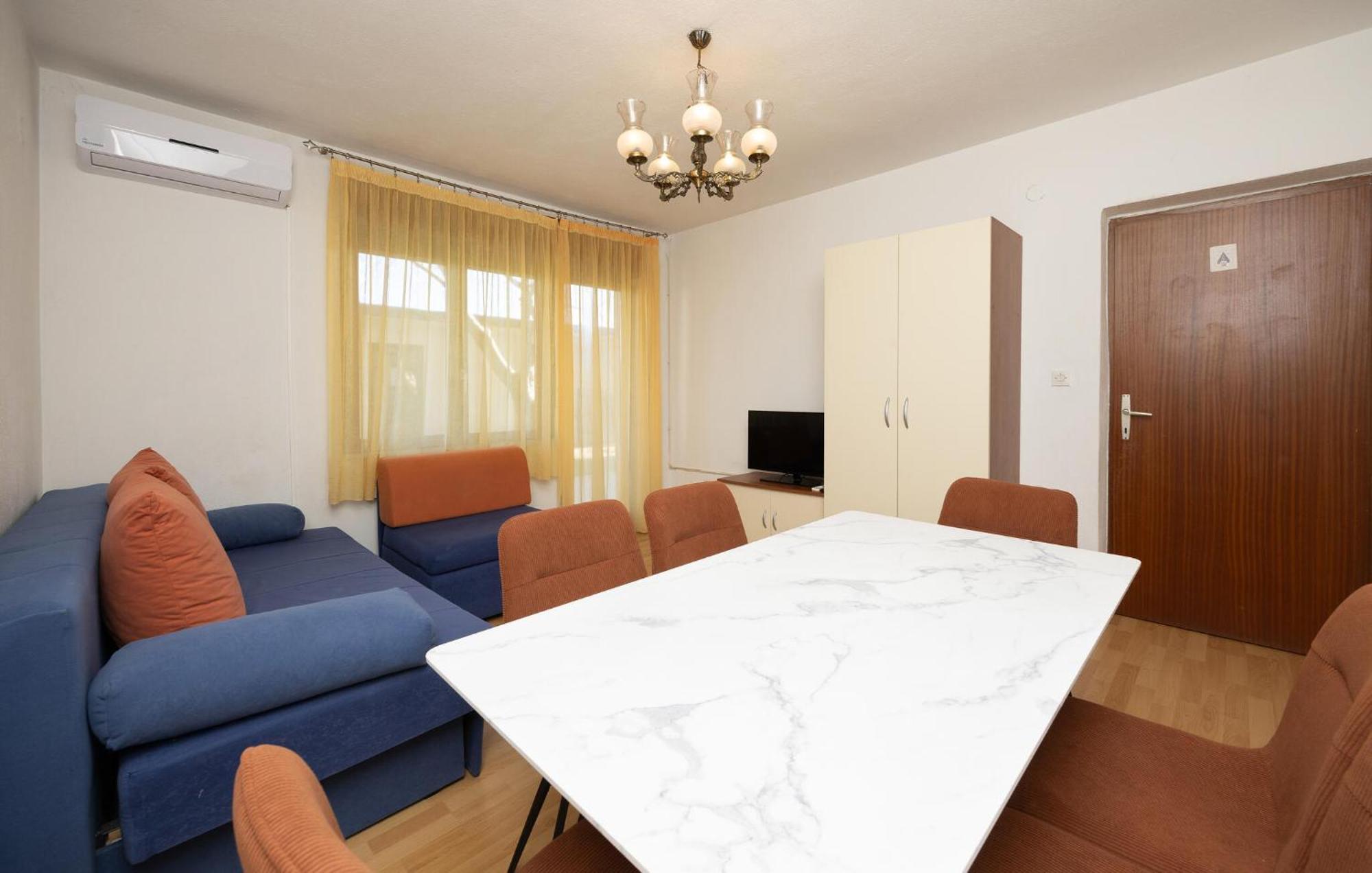 3 Bedroom Gorgeous Apartment In טרוגיר מראה חיצוני תמונה