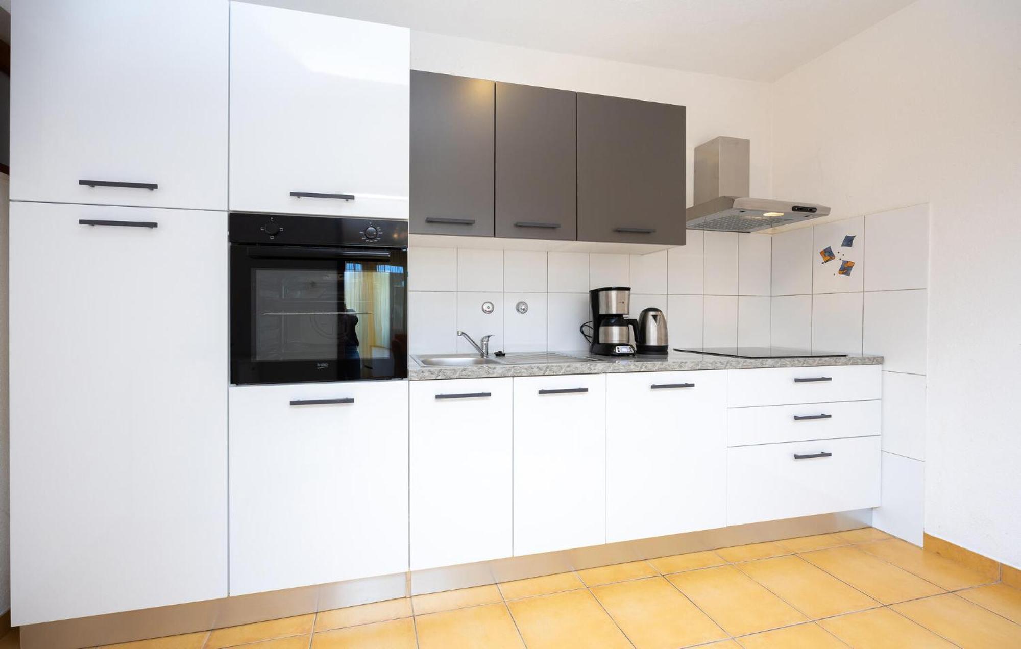 3 Bedroom Gorgeous Apartment In טרוגיר מראה חיצוני תמונה